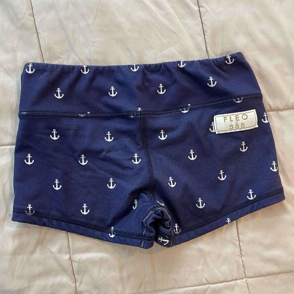 Fleo x 585 Shorts